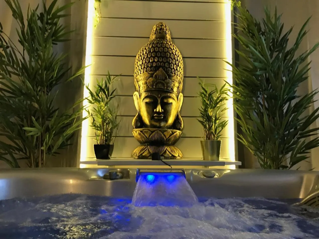Samsara & Nirvana Suite 卡塔尼亚 招待所